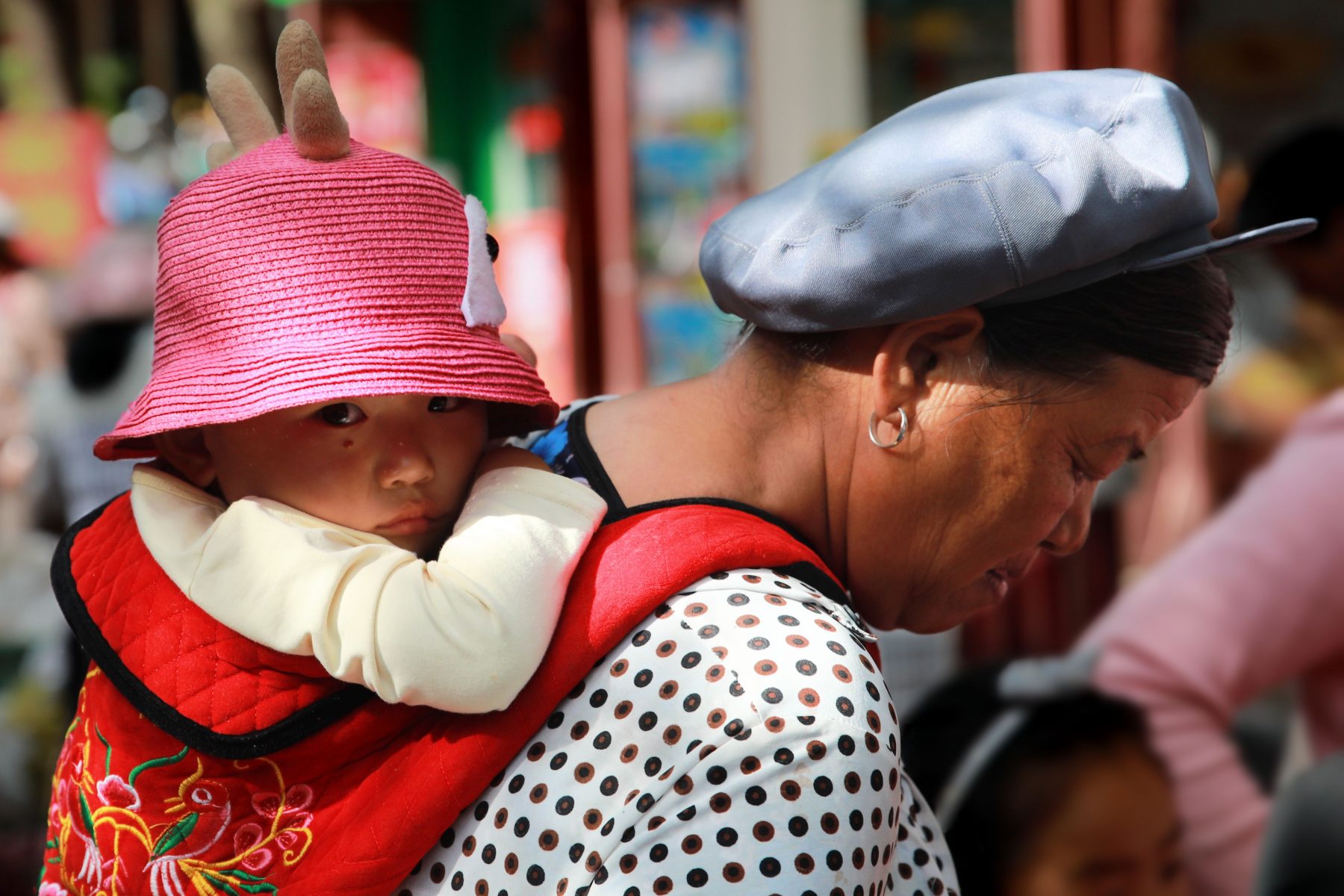 Fotografare le persone: ritratti, gruppi e ambientazioni